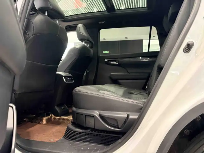 Crown Kluger 2022 Model 2.5L HEV 4WD Premium Edition – фото 10