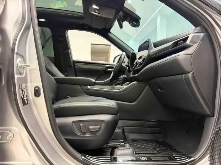 Crown Kluger 2022 Model 2.5L HEV 4WD Premium Edition – фото 8