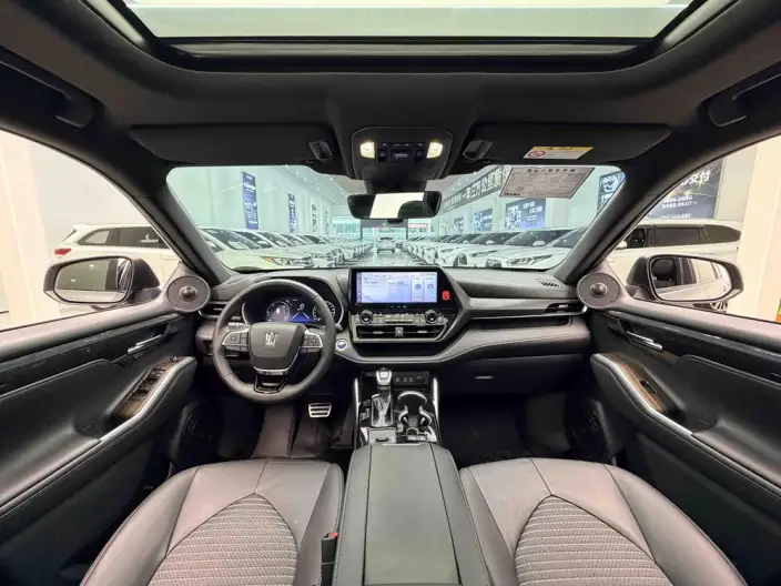 Crown Kluger 2022 Model 2.5L HEV 4WD Premium Edition – фото 9