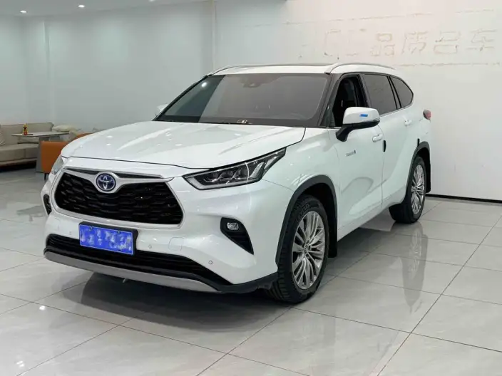 Toyota Highlander 2023 Model Hybrid 2.5L 4WD Premium Edition 7 seat – фото 1