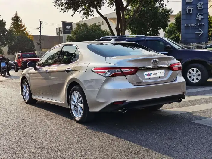 Toyota Camry 2021 Model 2.0G Deluxe Edition – фото 4