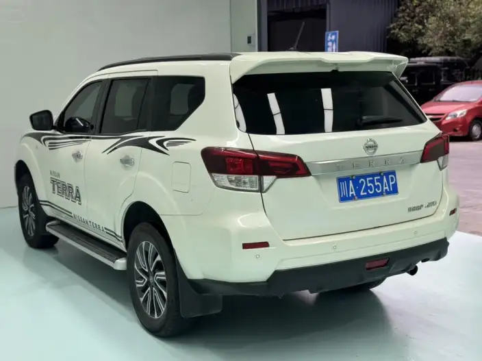Nissan Terra 2020 Model 2.5L Automatic 4WD Deluxe Edition – фото 4