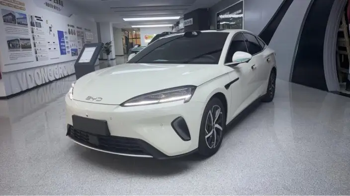 BYD Seal 07DM 2026 Model DM-i 230KM Flagship Model – фото 1