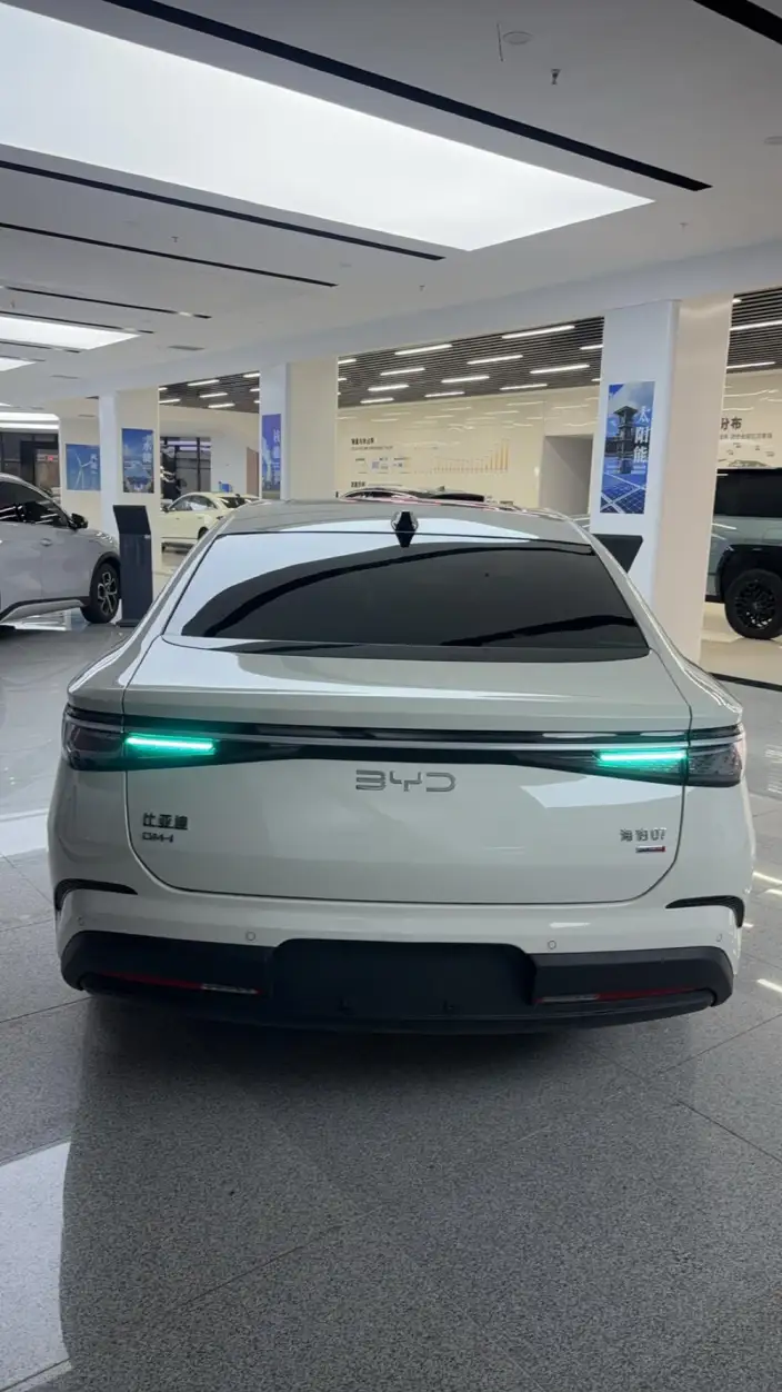 BYD Seal 07DM 2026 Model DM-i 230KM Flagship Model – фото 3