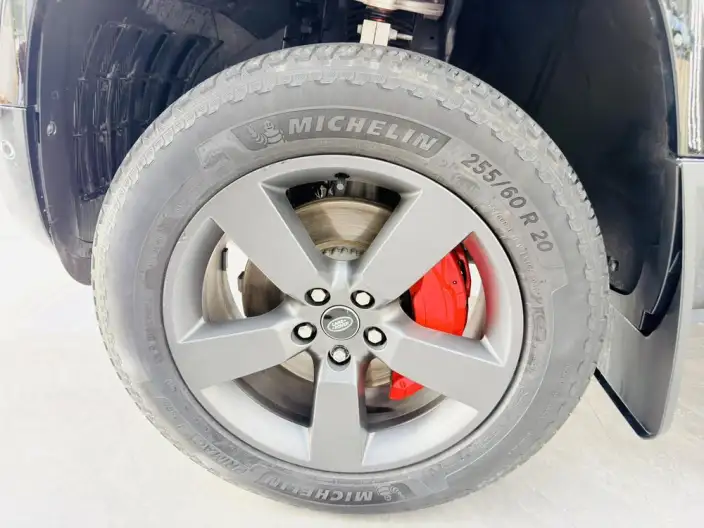 Land Rover Defender 2025 Model 90 3.0T P400 X-Dynamic HSE – фото 9