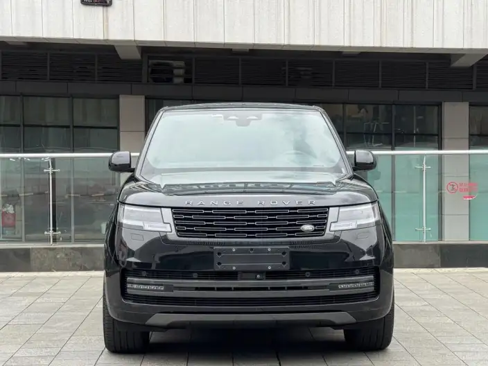 Range Rover 2023 Model 3.0 L6 360PS Shengshi Edition