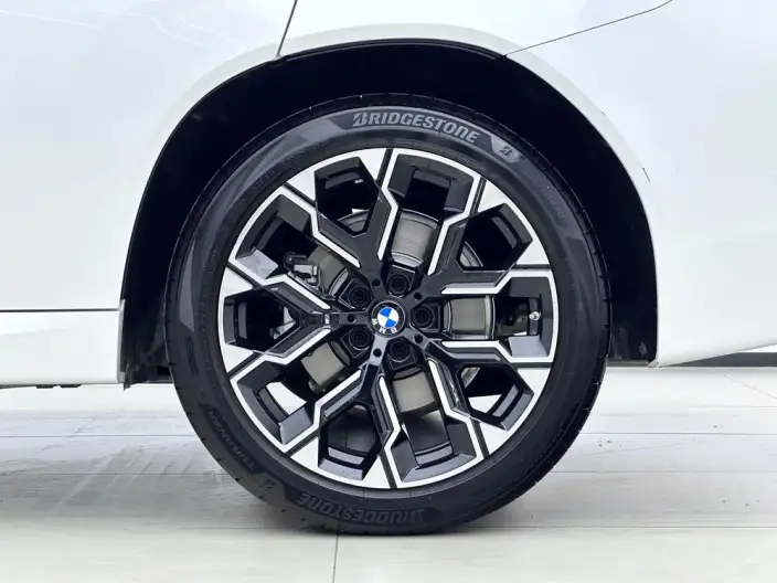 BMW X3 2025 Model xDrive30L Leading Model M Sports Night Set – фото 6