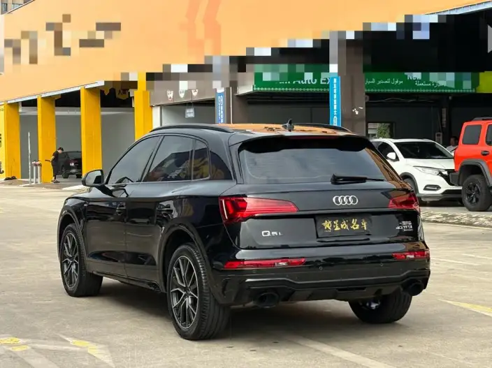 Audi Q5L 2023 Model 40T Luxury Dynamic Model – фото 4