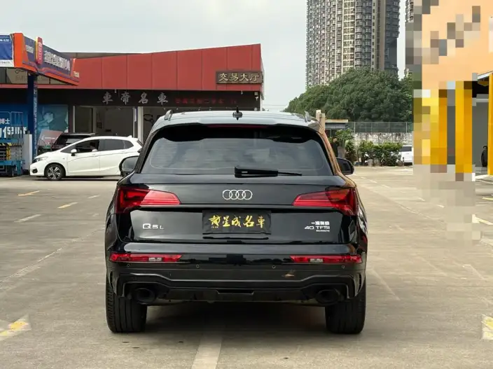 Audi Q5L 2023 Model 40T Luxury Dynamic Model – фото 5