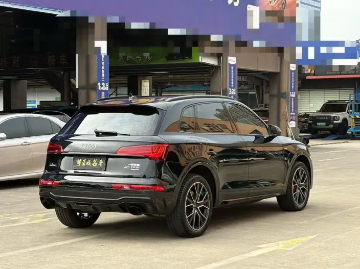 Audi Q5L 2023 Model 40T Luxury Dynamic Model – фото 6