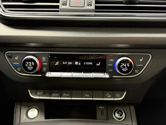 Audi Q5L 2023 Model 40T Luxury Dynamic Model – фото 7