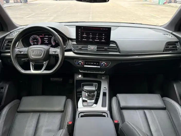 Audi Q5L 2023 Model 40T Luxury Dynamic Model – фото 9