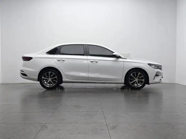 Geely Emgrand 2023 Model No. 4 Gen Champion Edition 1.5L CVT Noble Model – фото 8