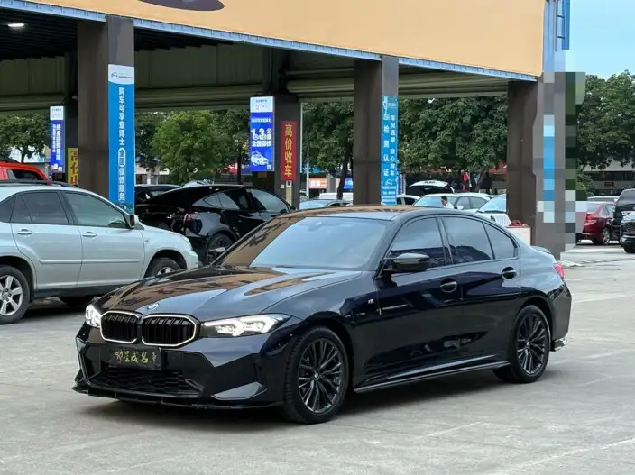BMW 3 Series 2023 Model 325i M Sports Night Set – фото 1