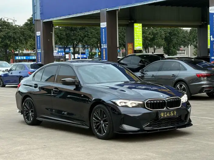 BMW 3 Series 2023 Model 325i M Sports Night Set – фото 3