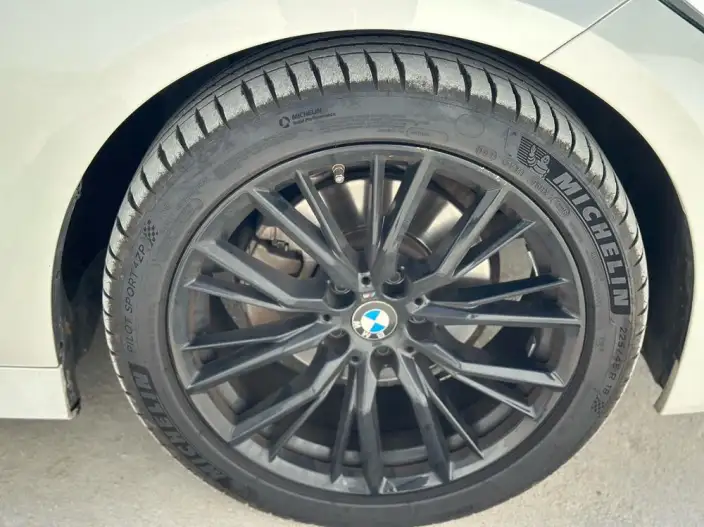 BMW 3 Series 2022 Model 325i M Sports Set – фото 7