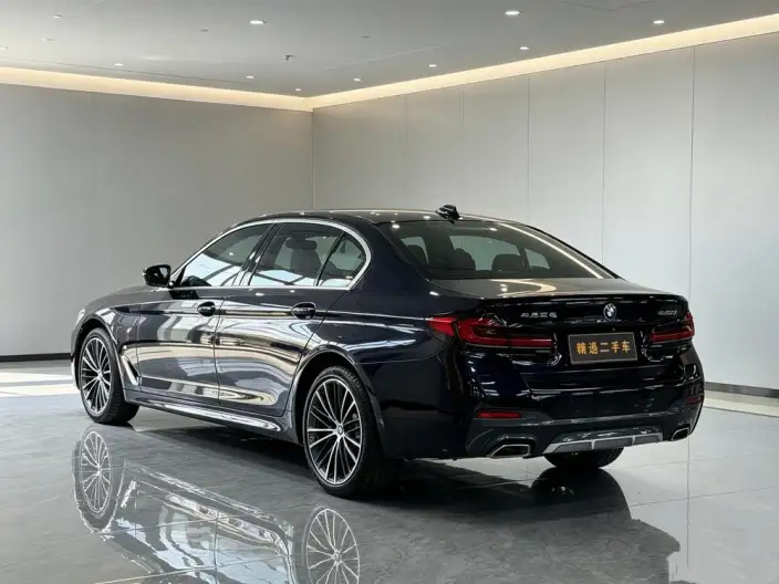 BMW 5 Series 2022 Model 530Li Leading Model M Sports Set – фото 5