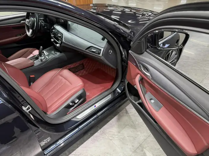 BMW 5 Series 2022 Model 530Li Leading Model M Sports Set – фото 9