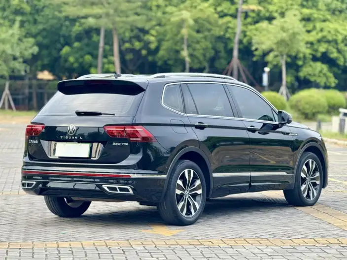 Volkswagen Tiguan L 2022 Model 330TSI Automatic 2WD R-Line Enjoy the version more – фото 7