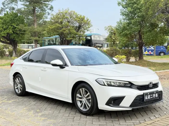Honda Civic 2022 Model 240TURBO CVT Dynamic Edition – фото 3