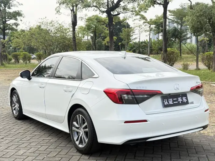Honda Civic 2022 Model 240TURBO CVT Dynamic Edition – фото 5