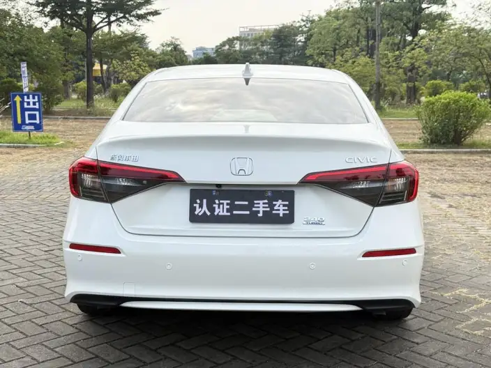 Honda Civic 2022 Model 240TURBO CVT Dynamic Edition – фото 6