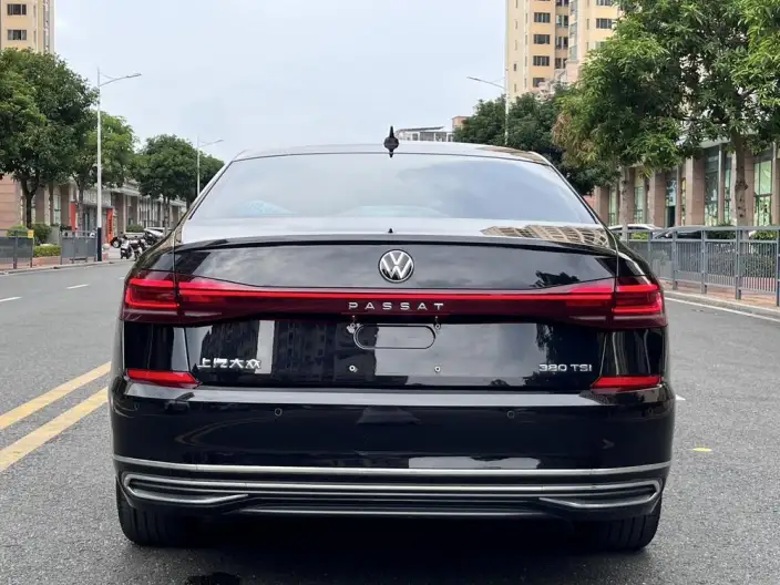 Volkswagen Passat 2022 Model 380TSI Ultimate Edition – фото 6