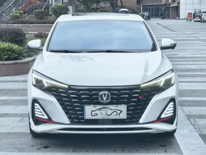 Changan Eado 2023 Model PLUS Changxiang Edition Blue whale NE 1.4T GDI DCT Noble Model – фото 2