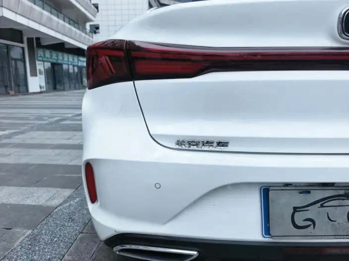 Changan Eado 2023 Model PLUS Changxiang Edition Blue whale NE 1.4T GDI DCT Noble Model – фото 7