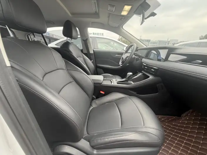Roewe i5 2024 Model 1.5L CVT Zunrong Edition – фото 8