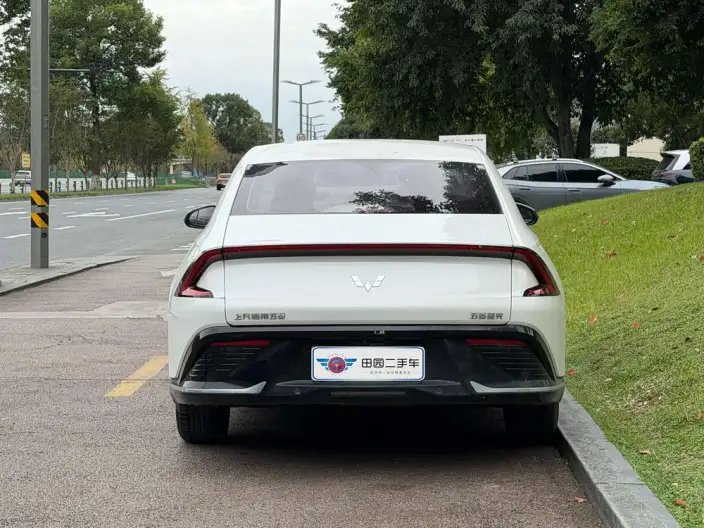 Wuling Xingguang PHEV 2023 Model 70 Standard Edition – фото 5