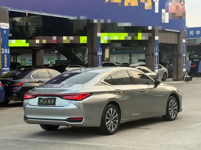 Lexus ES 2025 Model 200 Premium – фото 6
