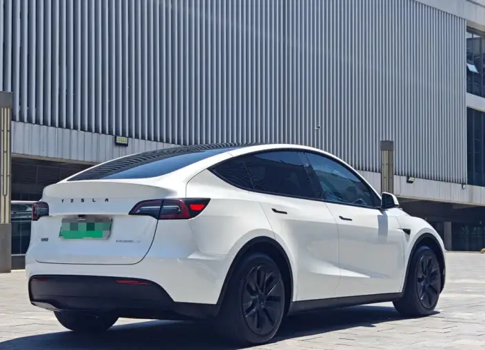 Model Y 2024 Model Rear-wheel drive version – фото 6