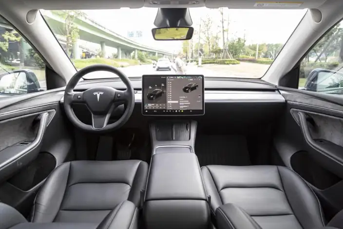 Model Y 2024 Model Rear-wheel drive version – фото 9