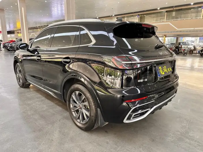 Hongqi HS5 2023 Model 2.0T Flag Xiang Pro Edition