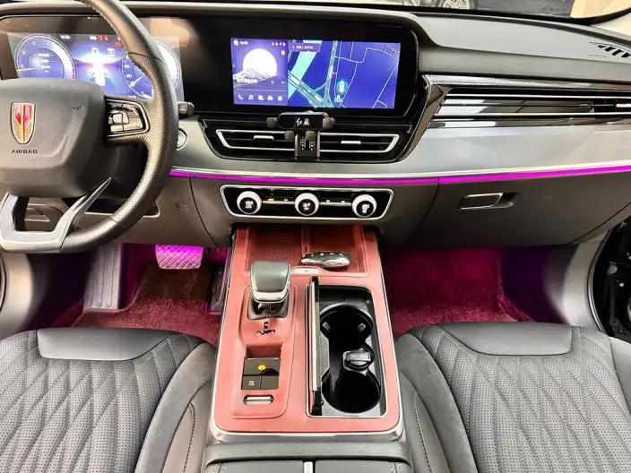 Hongqi HS5 2023 Model 2.0T Flag Xiang Pro Edition – фото 9