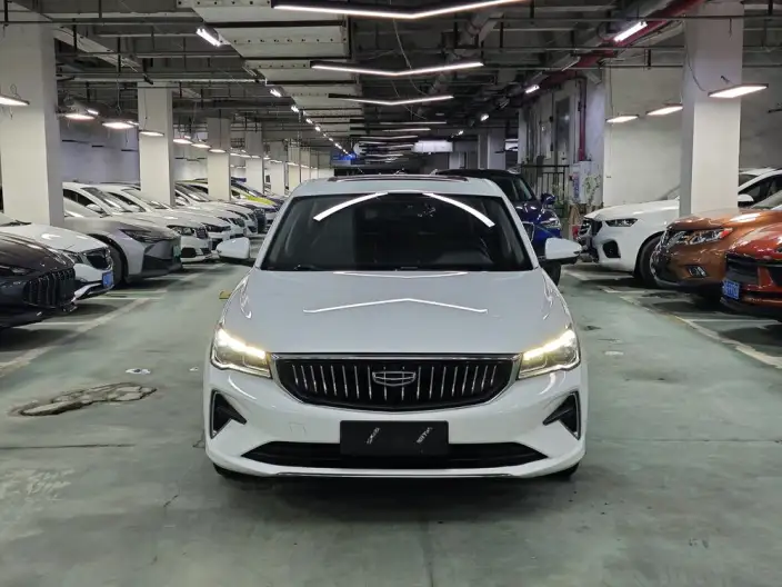 Geely Emgrand 2022 Model No. 4 Gen 1.5L CVT Noble Model – фото 2