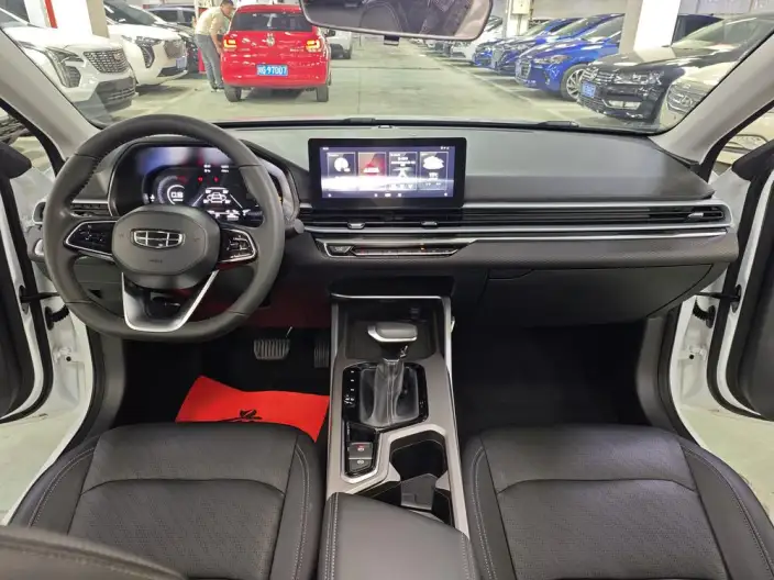 Geely Emgrand 2022 Model No. 4 Gen 1.5L CVT Noble Model – фото 8