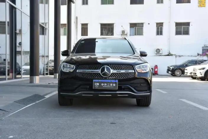 Mercedes-Benz GLC 2022 Model Facelift GLC 300 L 4MATIC Dynamic Model Collector Edition – фото 2
