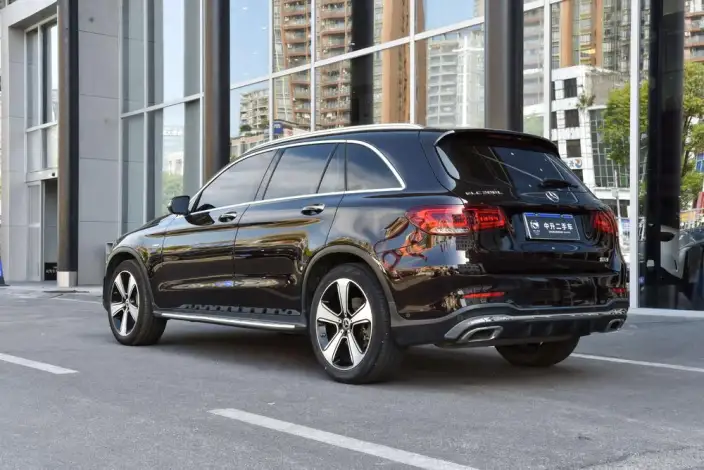 Mercedes-Benz GLC 2022 Model Facelift GLC 300 L 4MATIC Dynamic Model Collector Edition – фото 4