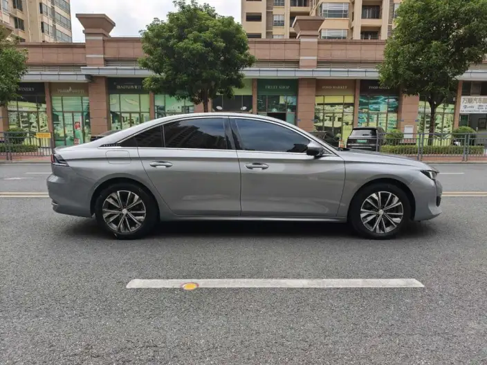 Peugeot 308 L 2022 Model 400THP PureTech Driver-controlled Edition – фото 8