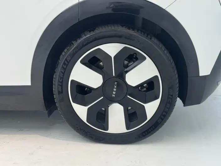 ZEEKR MIX 2025 Model 102kWh Long Battery Life Pro Smart Driving Edition – фото 9