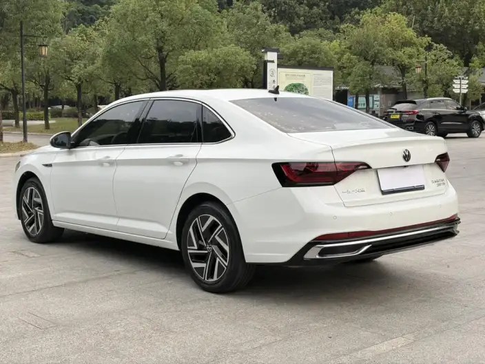 Volkswagen Sagitar 2023 Model 280TSI DSG Beyond Edition – фото 5