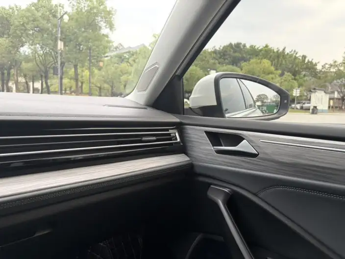 Volkswagen Sagitar 2023 Model 280TSI DSG Beyond Edition – фото 10
