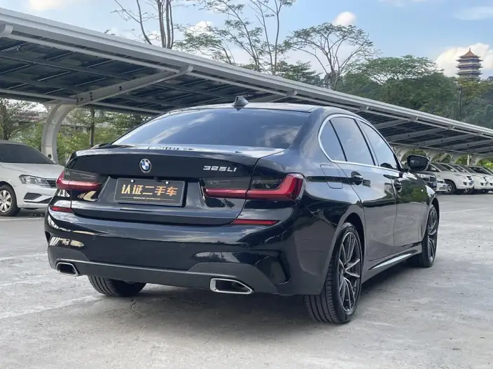 BMW 3 Series 2022 Model 325Li M Sports Set – фото 6