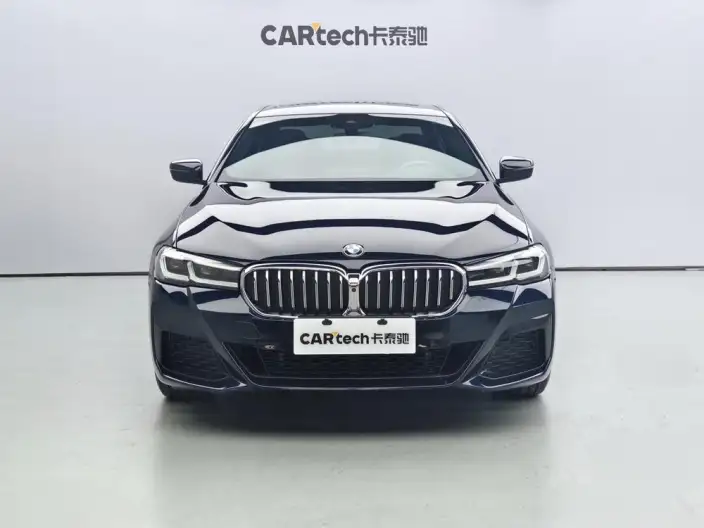 BMW 5 Series 2023 Model 530Li Exclusive Model M Sports Set – фото 2