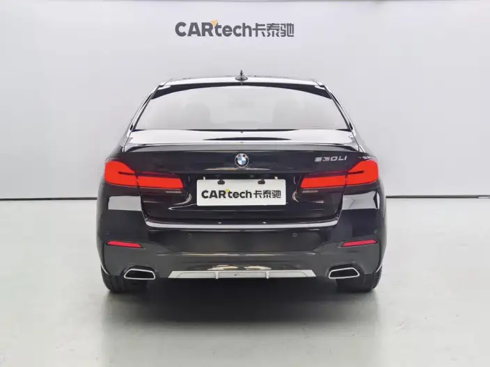 BMW 5 Series 2023 Model 530Li Exclusive Model M Sports Set – фото 4