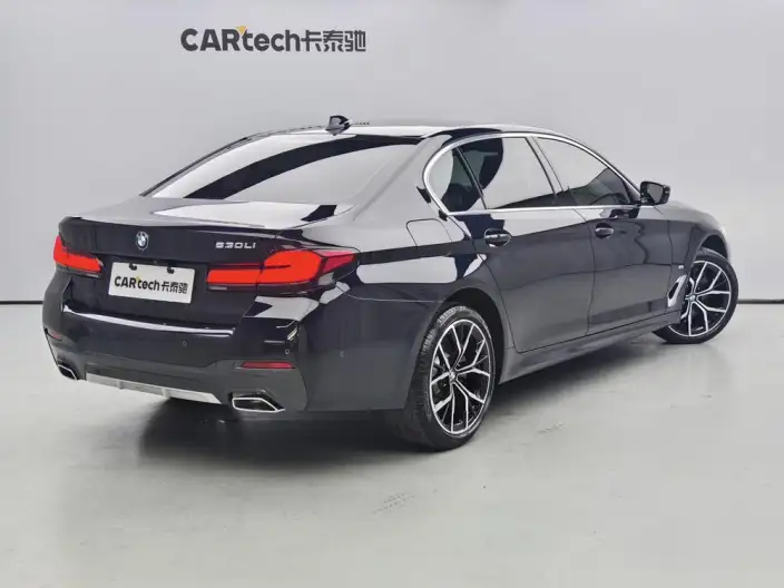 BMW 5 Series 2023 Model 530Li Exclusive Model M Sports Set – фото 5