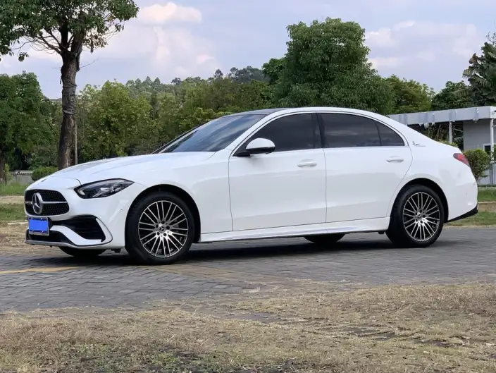 Mercedes-Benz C-Class 2023 Model Facelift C 260 L Sports Edition – фото 1