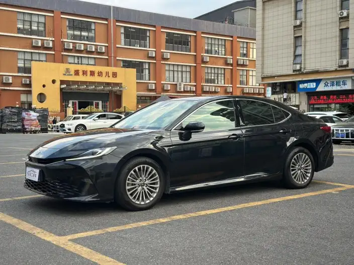 Toyota Camry 2024 Model Hybrid 2.0HE Elite Edition – фото 1